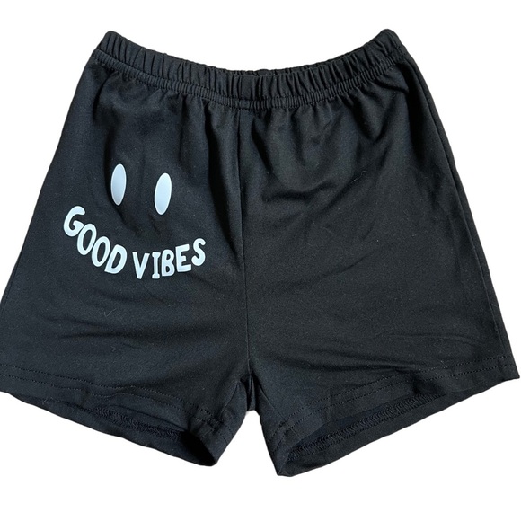 NWOT BOYS BLACK “GOOD VIBES” T-SHIRT AND SHORT SET SIZE 12-18MO - Picture 5 of 10